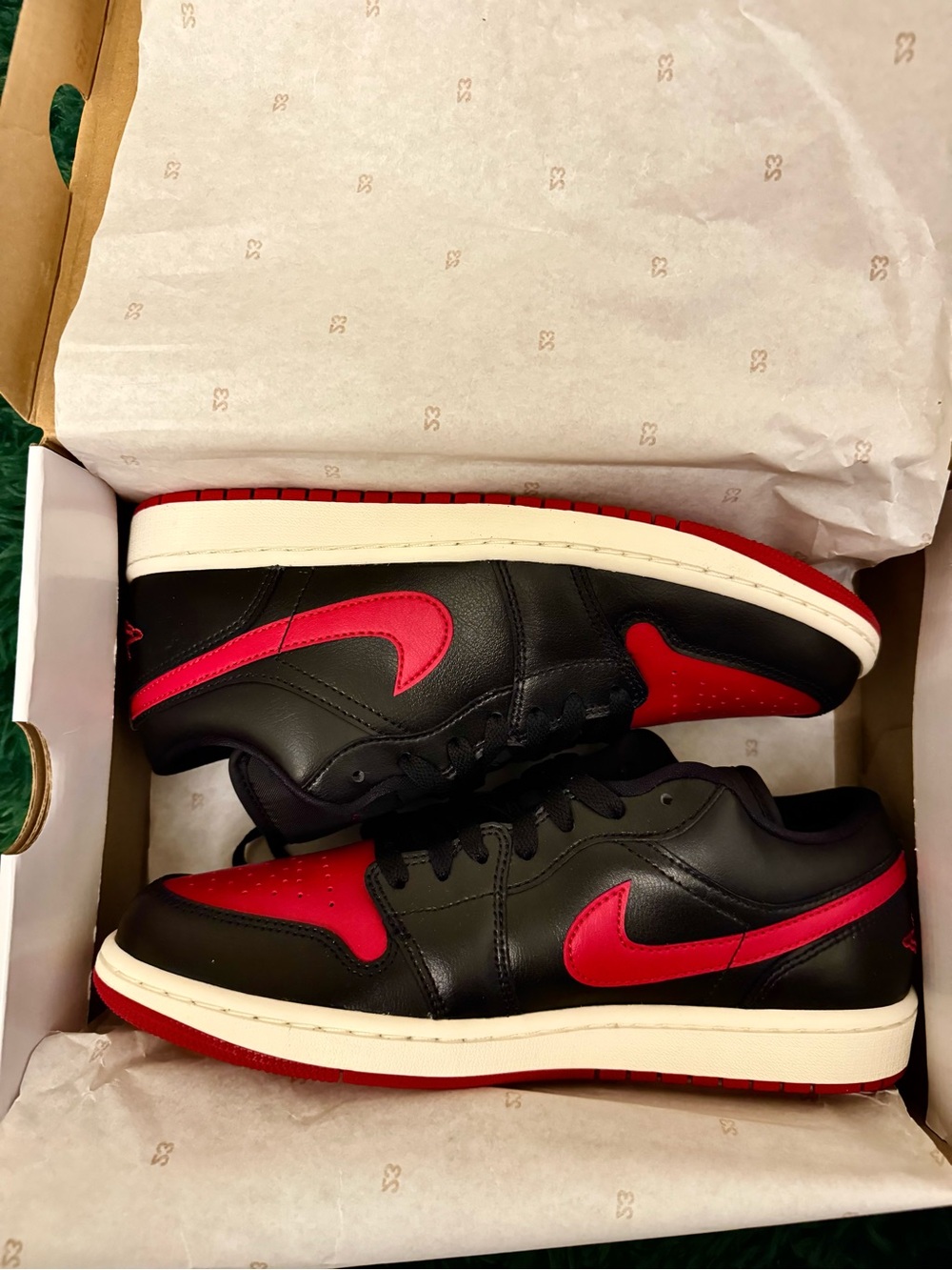 Air Jordan 1 Low Black/Gym Red Sail | SIZE 10 1/2